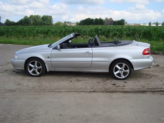 Volvo C70 cabriolet linker zijkant