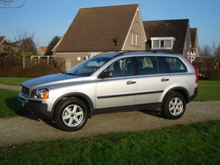 XC90 2.5t linker zijkant