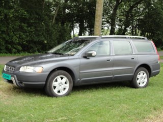 Volvo XC70 185 PK linksvoor