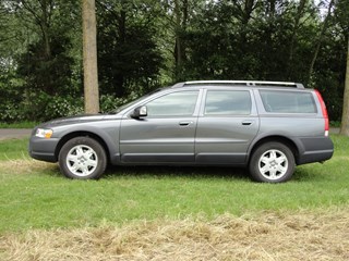 Volvo XC70 185 PK linkerzijkant