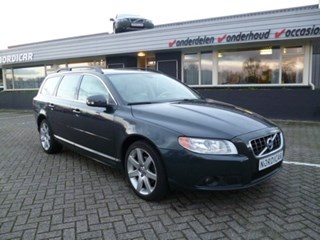 Volvo V70 rechter zijkant