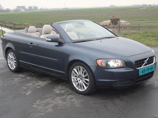 Volvo C70 T5 rechtsvoor