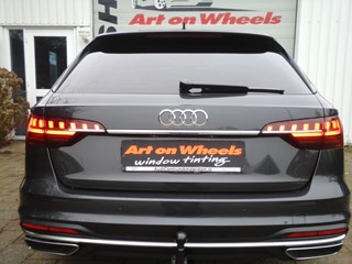 Audi A4 Avant 2020 Lounge edition met geblindeerde ruiten artonwheels.nl