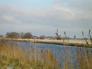 Molen langs het Noordhollandskanaal