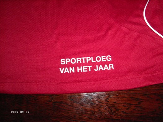 met het subtiele opschrift ”Sportploeg van het jaar”.....