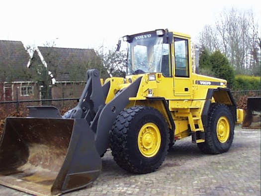 Volvo L90 D