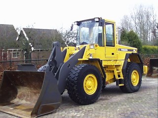 Volvo L90 D